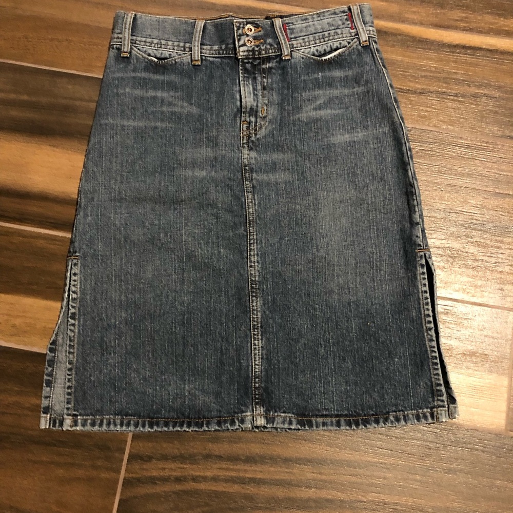 Retro denim pencil skirt